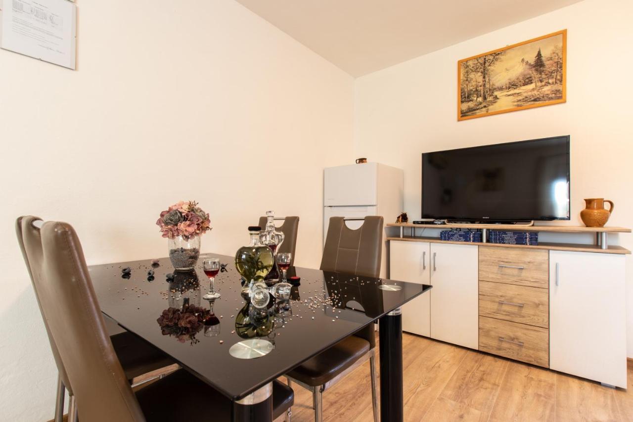 Lucija Apartment Lovinac  Ngoại thất bức ảnh